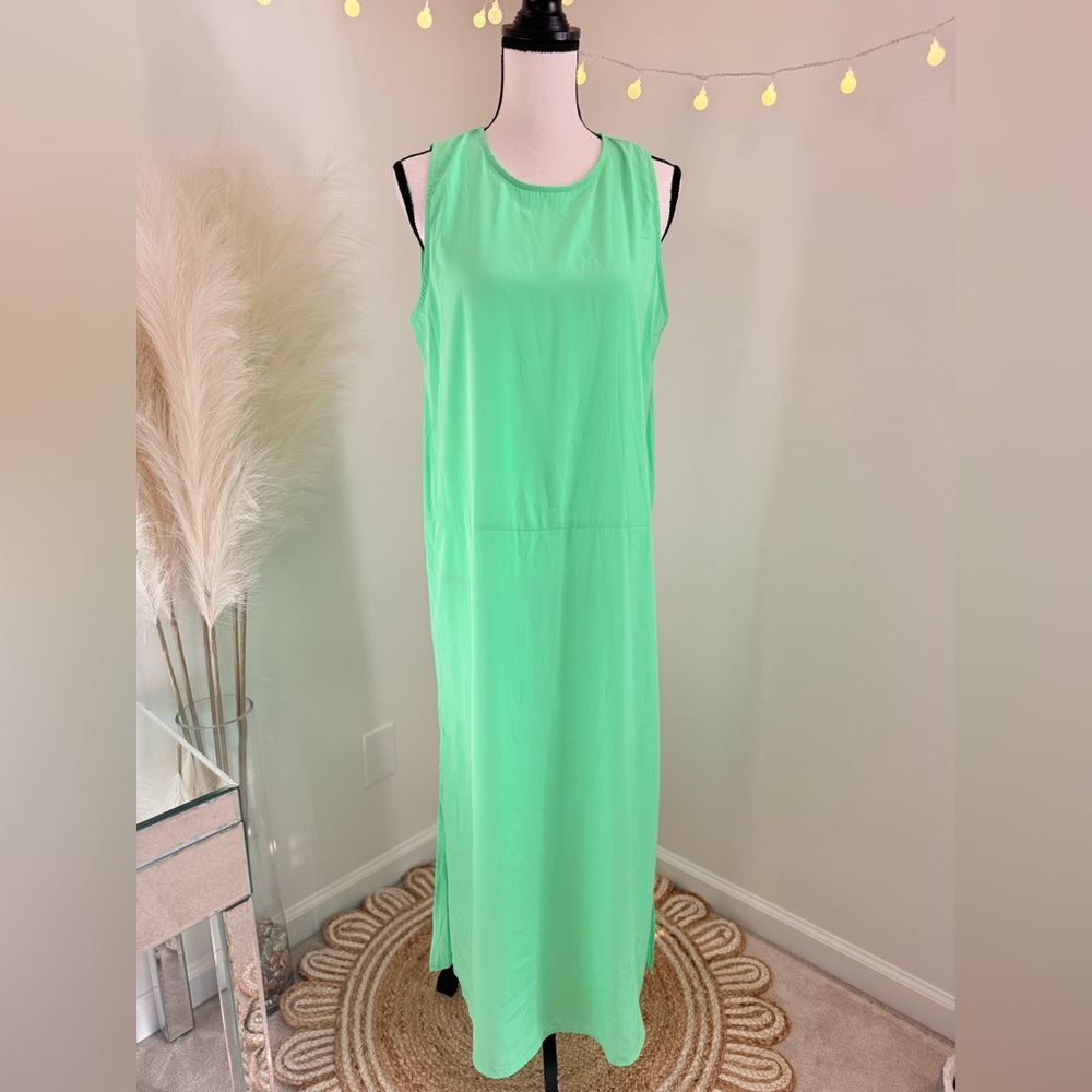 🌾‎ J. Crew Mint Green Maxi Dress